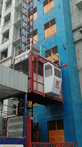 采購(gòu)施工電梯注意事項(xiàng)！