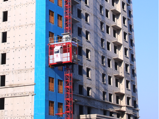 SC200系列施工電梯價(jià)格，變頻施工升降機(jī)廠家